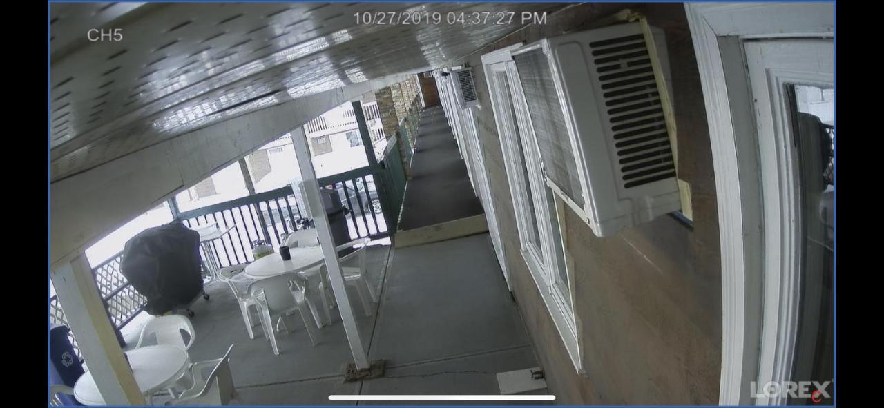Airways Motel Cold Lake Екстер'єр фото
